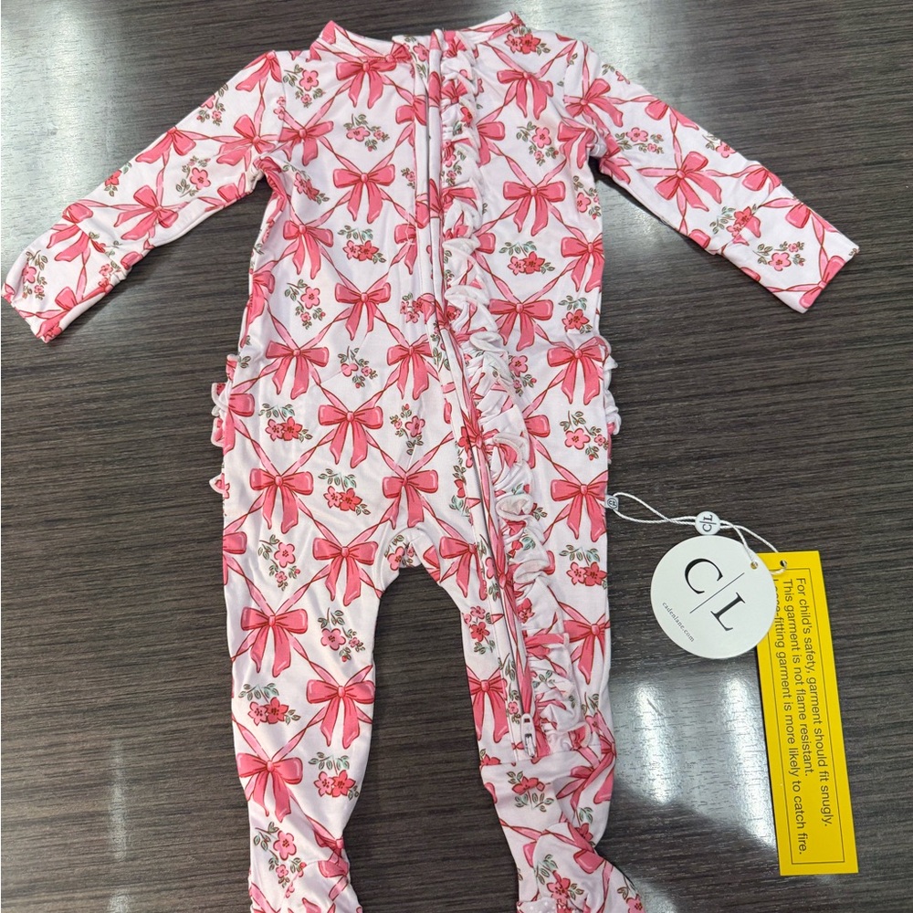 3 pieces—sleeper, bow & swaddle